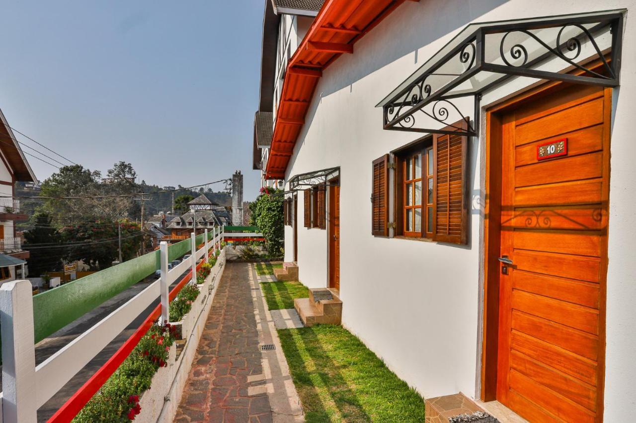 Pousada Villaggio di Roma Campos do Jordao Bagian luar foto