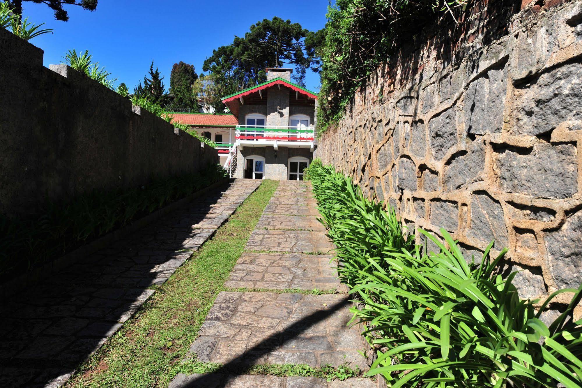 Pousada Villaggio di Roma Campos do Jordao Bagian luar foto