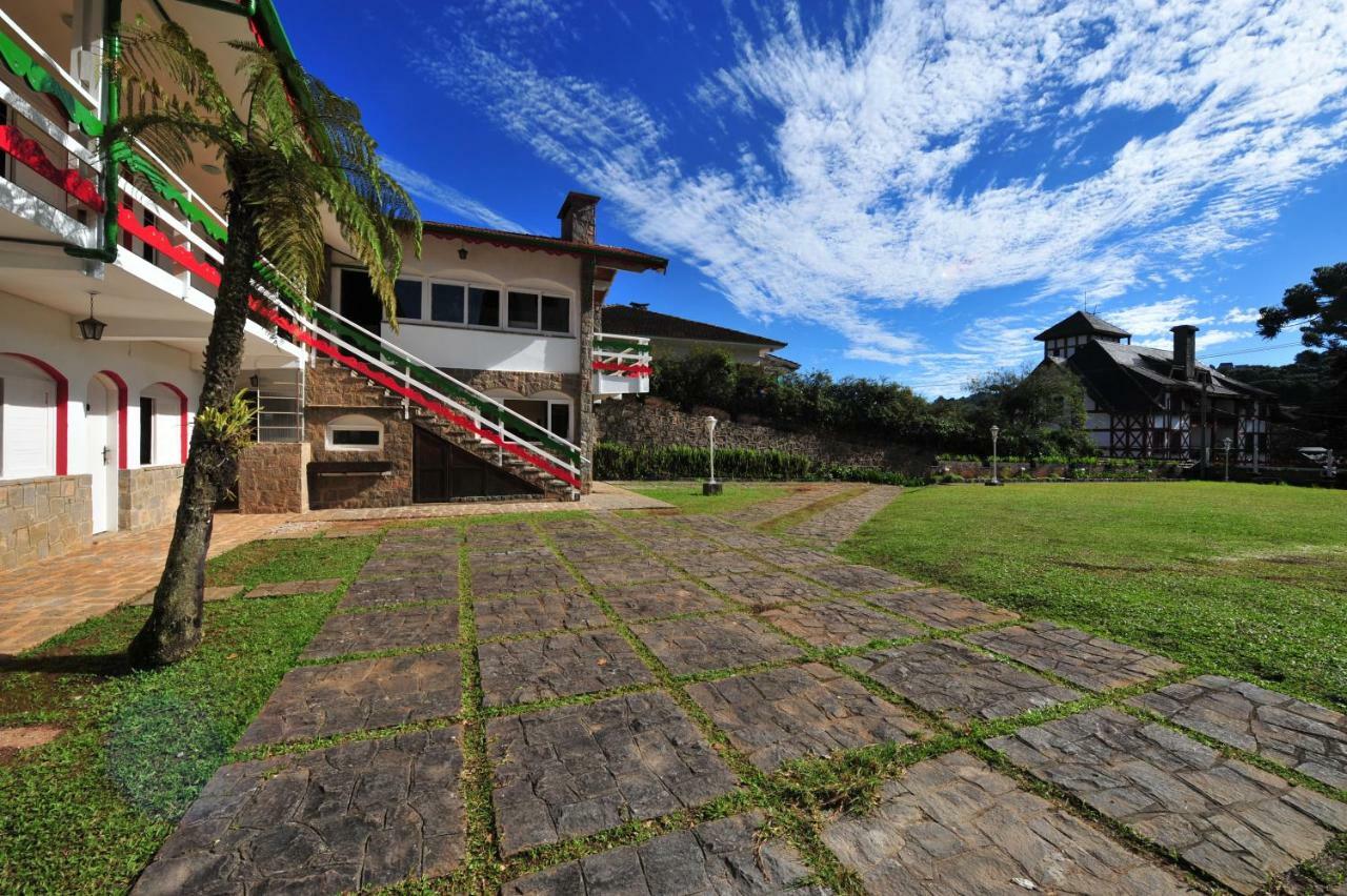 Pousada Villaggio di Roma Campos do Jordao Bagian luar foto